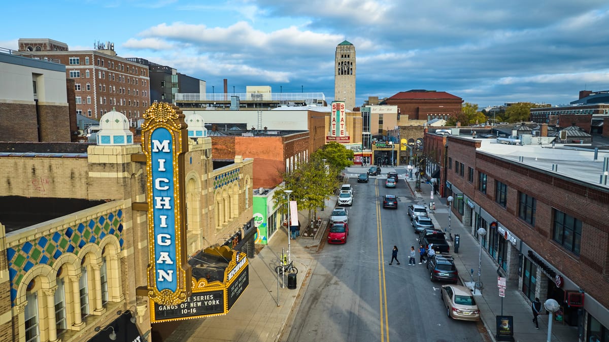 Michigan city restuarant business Lansing