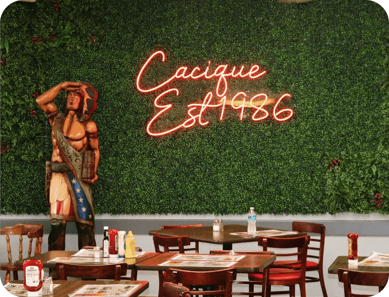 Cacique Restaurant dining room