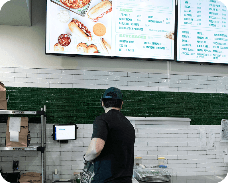 El menú digital de un restaurante mostrando su oferta de comida y bebidas