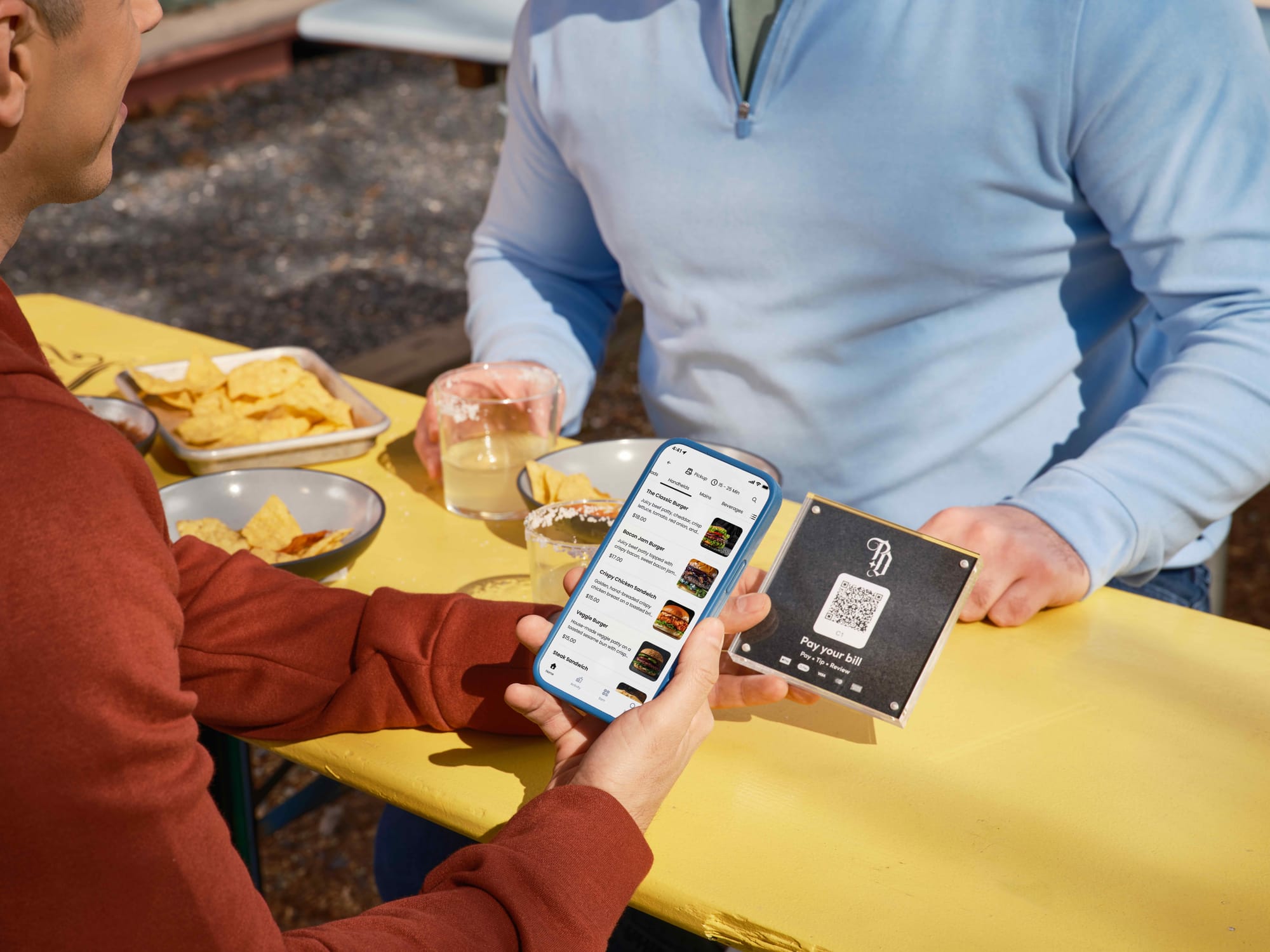 QR code table payment flow on restaurant patio