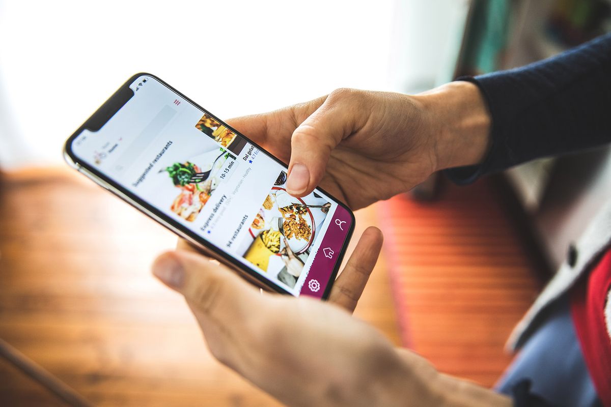 7 Tips to Increase Your Restaurant’s Sales with Online Ordering